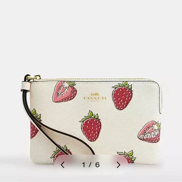 🍓NWT Coach Corner Zip Wristlet With Strawberry Design!🍓 - Picture 1 of 9